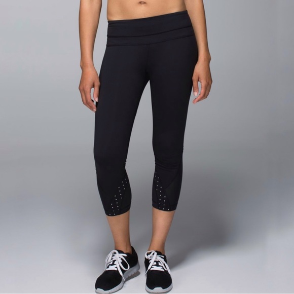 Lululemon black inspire crop block it pocket silver polka dot reflective legging - Picture 8 of 12